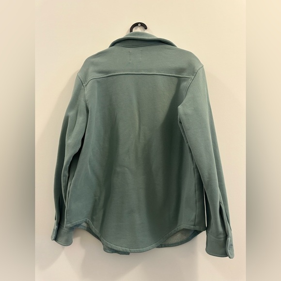 Aritzia TNA shacket. Worn once. Perfect condition. - Picture 2 of 4